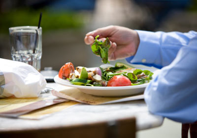 ¿Que comer antes, durante y después de una jornada de golf? 